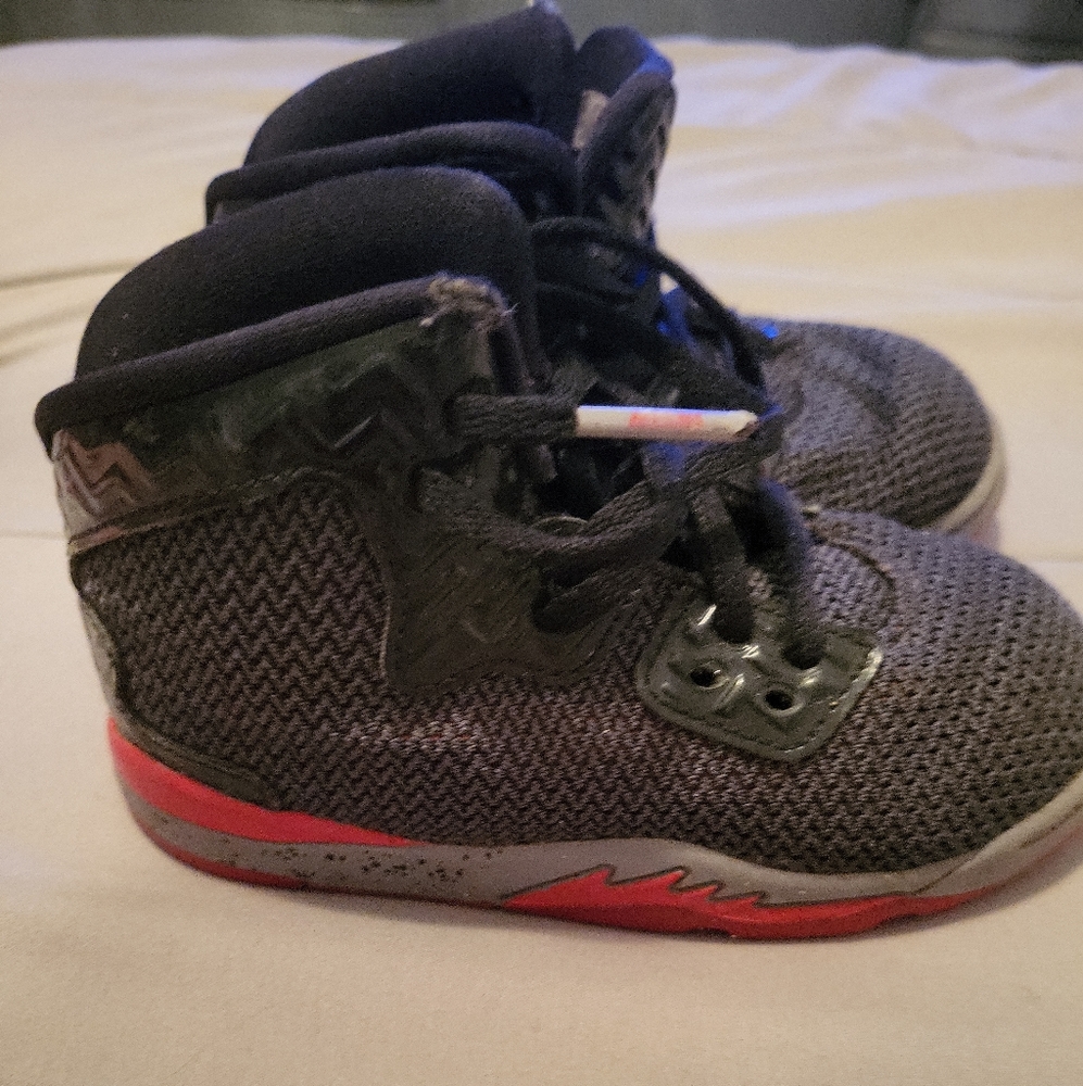 Nike Air Jordan Spike Lee Forty Sho Nuff NY Youth Boys size 8C 811121-009.